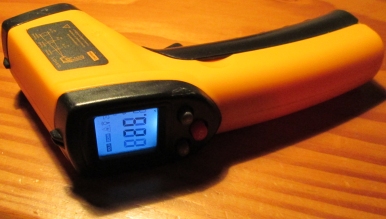 thermology_IR_thermometer.jpg (57748 bytes)